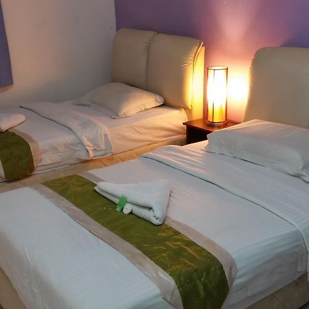 1Libaran Hotel Sandakan Exteriör bild