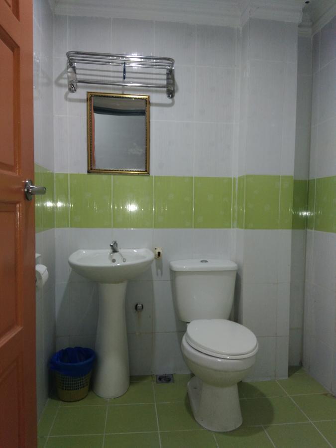 1Libaran Hotel Sandakan Exteriör bild